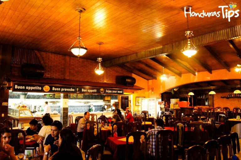 Sede de los mejores restaurantes de la zona central de Honduras. Por qué no decirlo, la estación obligada de los viajeros que atraviesan el corredor turístico entre Tegucigalpa y San Pedro Sula.