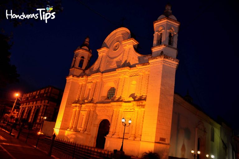 La belleza de Santa Rosa de Copán es admirada por nacionales e internacionales.