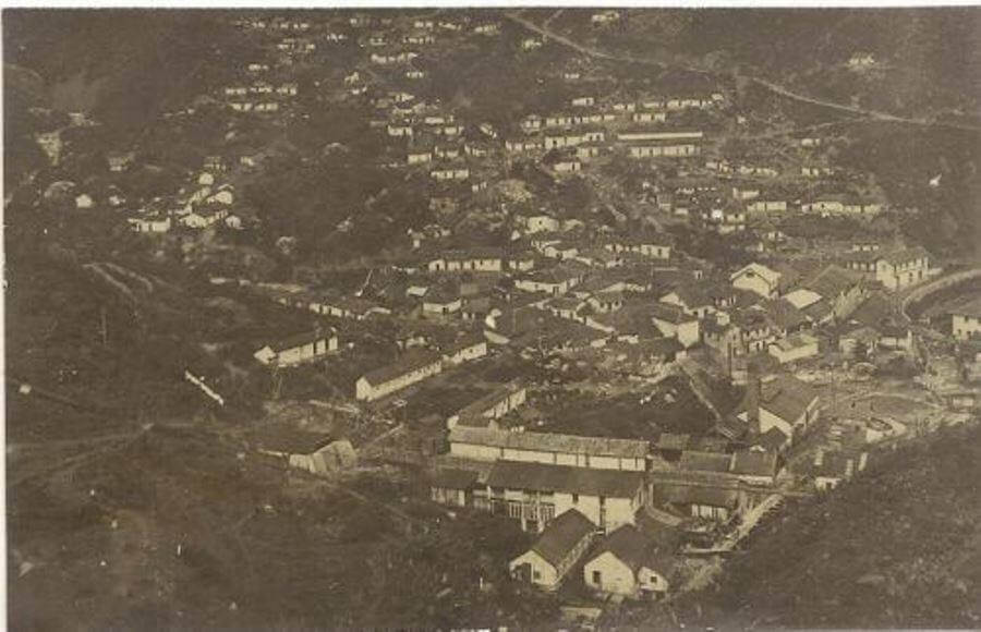 Vista aérea del Mineral de San Juancito en 1908. 