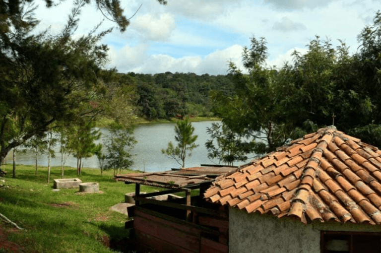 Laguna de Chiligatoro: una aldea lenca de leyendas y misticismo
